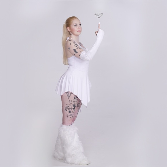 KaylaRose🌹26. Come 2 check my closet and shop!😌 thx <3 singer/artist/emo fashion - Picture 13 of 15